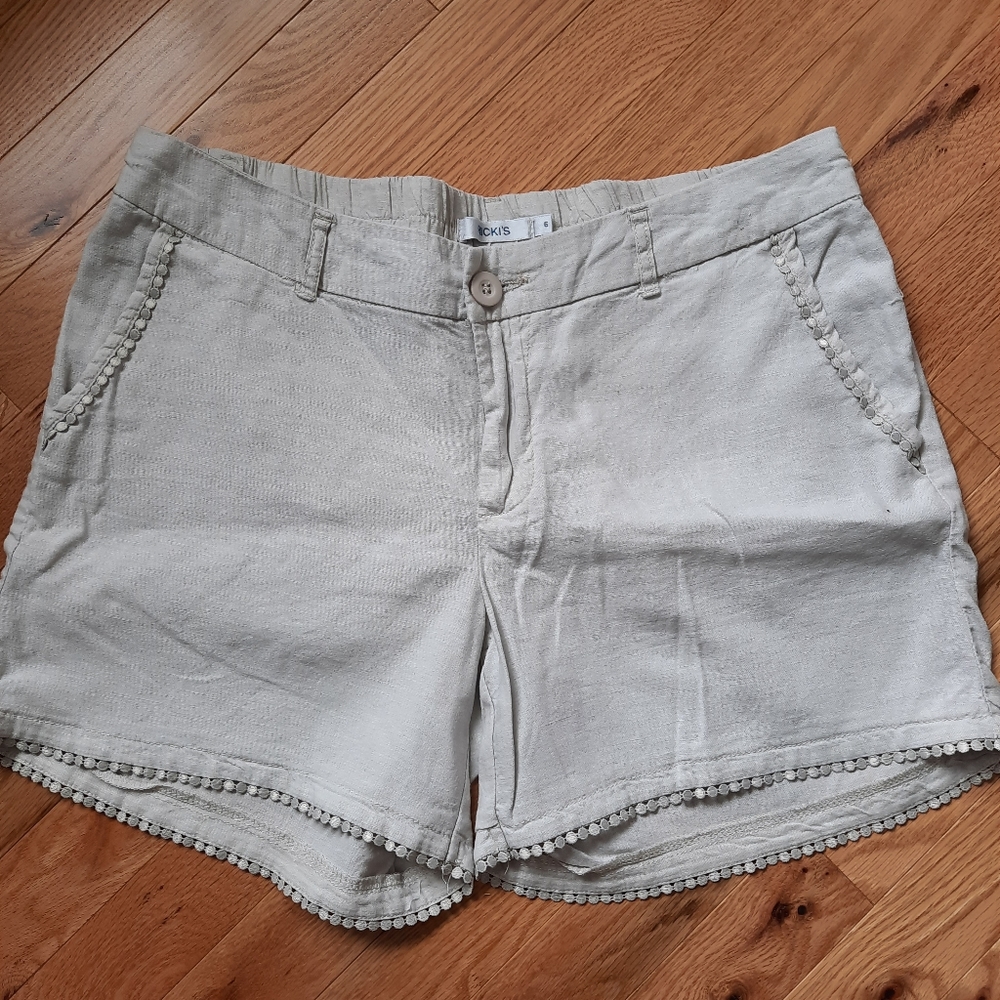Super cute linen rayon shorts - Picture 8 of 12